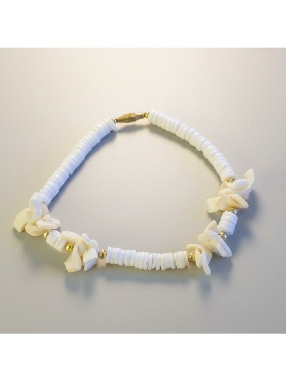 Puka Shell Beach Vibe Boho Clam Chips Wrist Ankle Bracelet Surfer Style